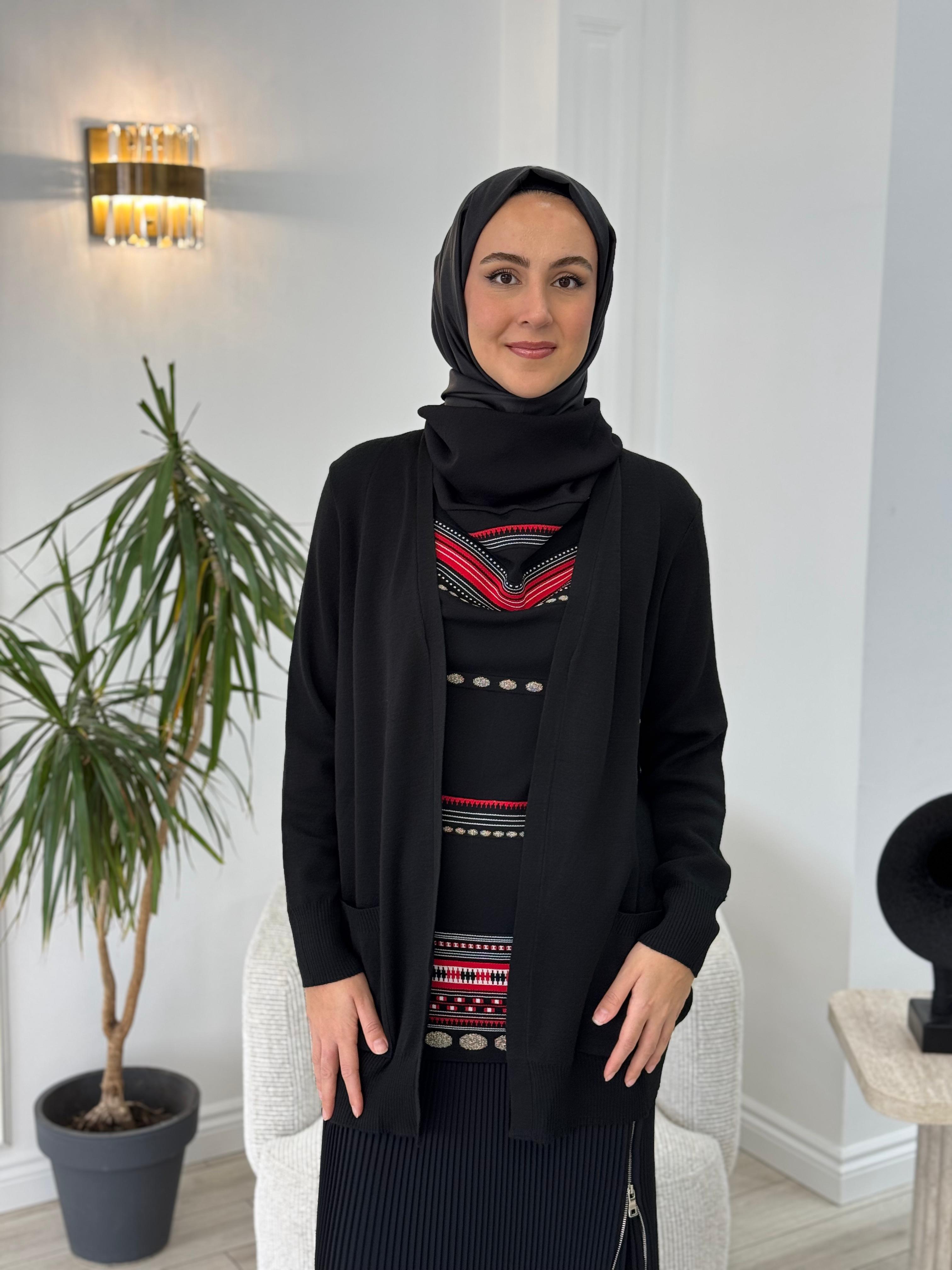 Misswhence Hırka Görünümlü Siyah Triko Tunik MİSS-220