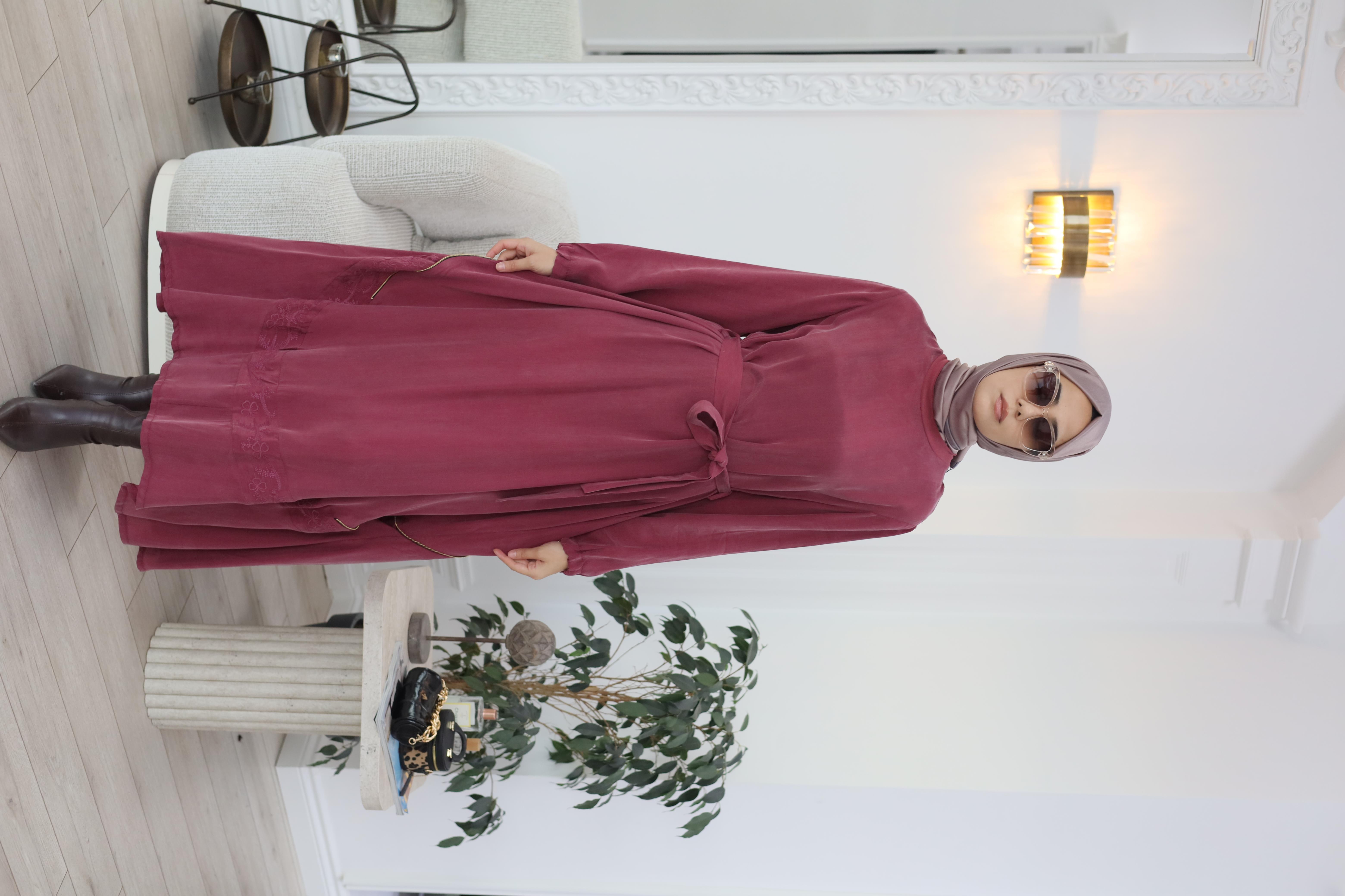 Misswhence Nakış Detaylı Elbise Bordo 37800