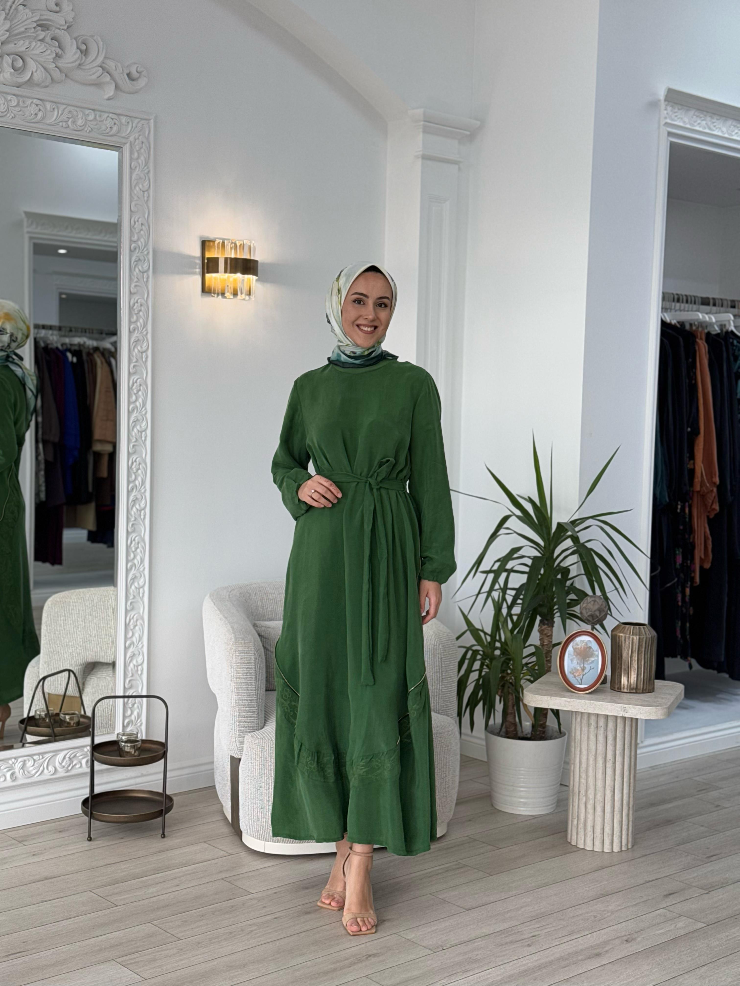 Misswhence Nakış Detaylı Elbise Yeşil 37800