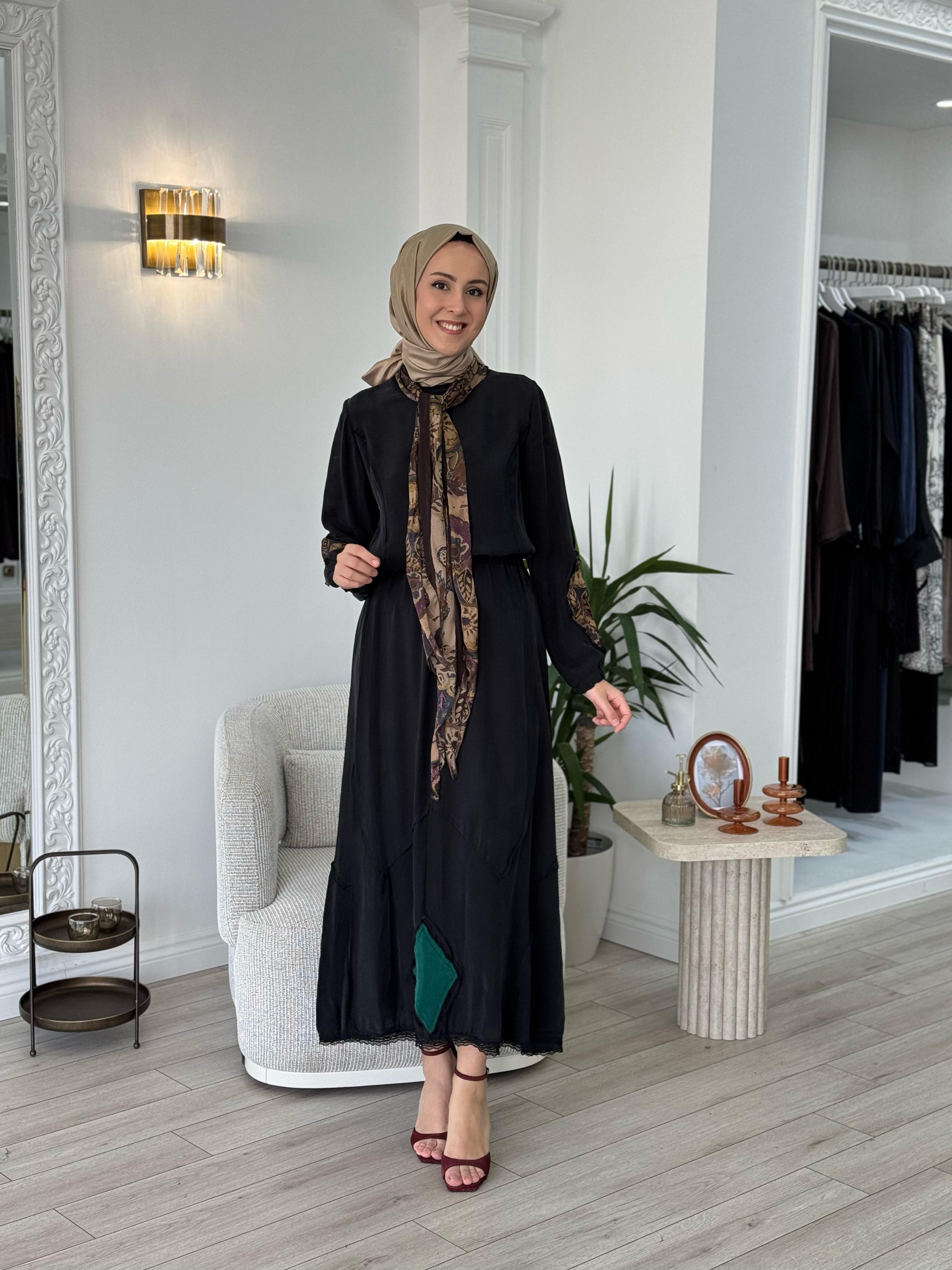 Misswhence Şal Detaylı İpek Takım Siyah 37003