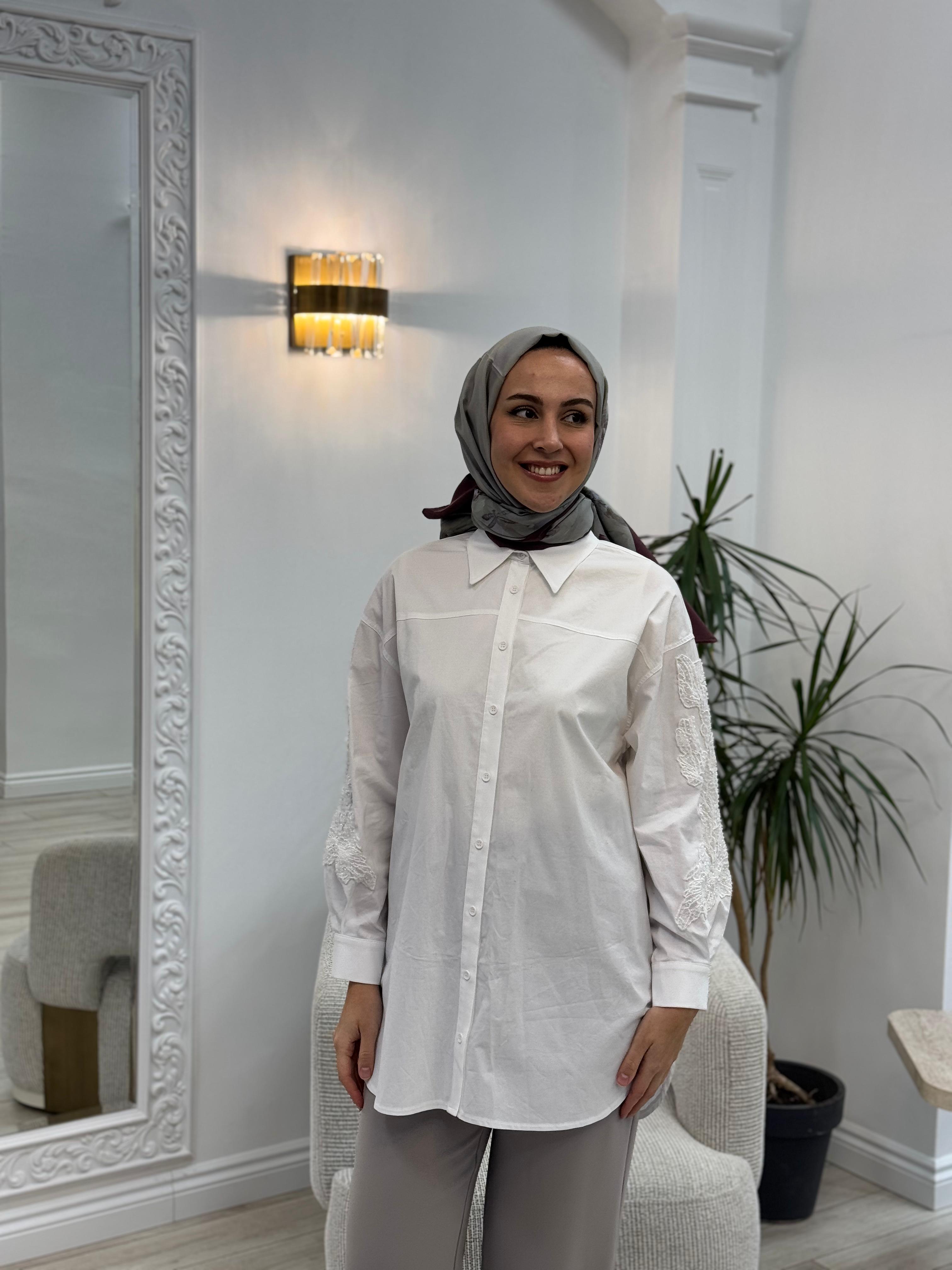 Nurcan Çetin Boncuk İşlemeli Gömlek 16240