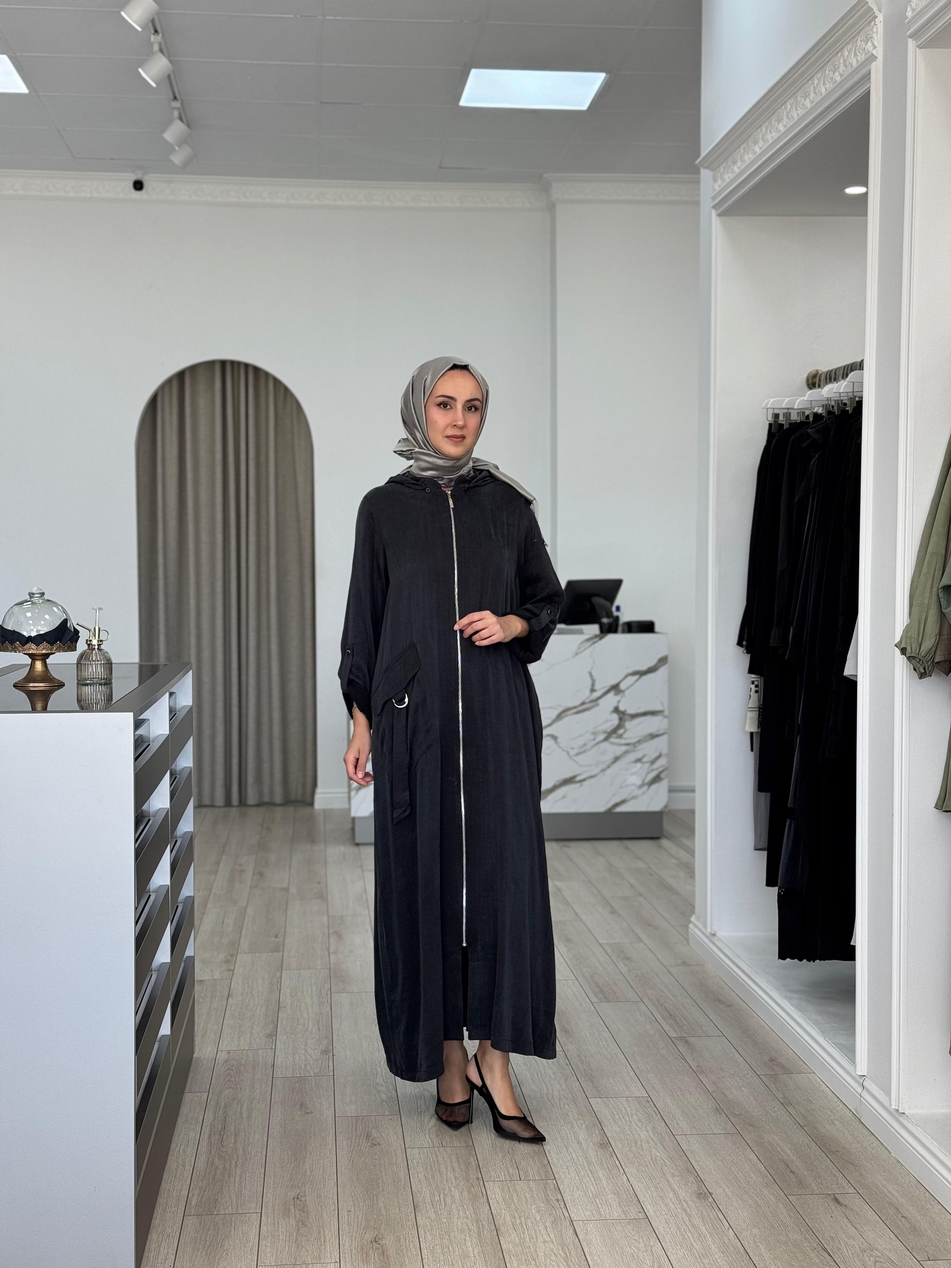 Nurcan Çetin Cupra Kap Siyah 25251