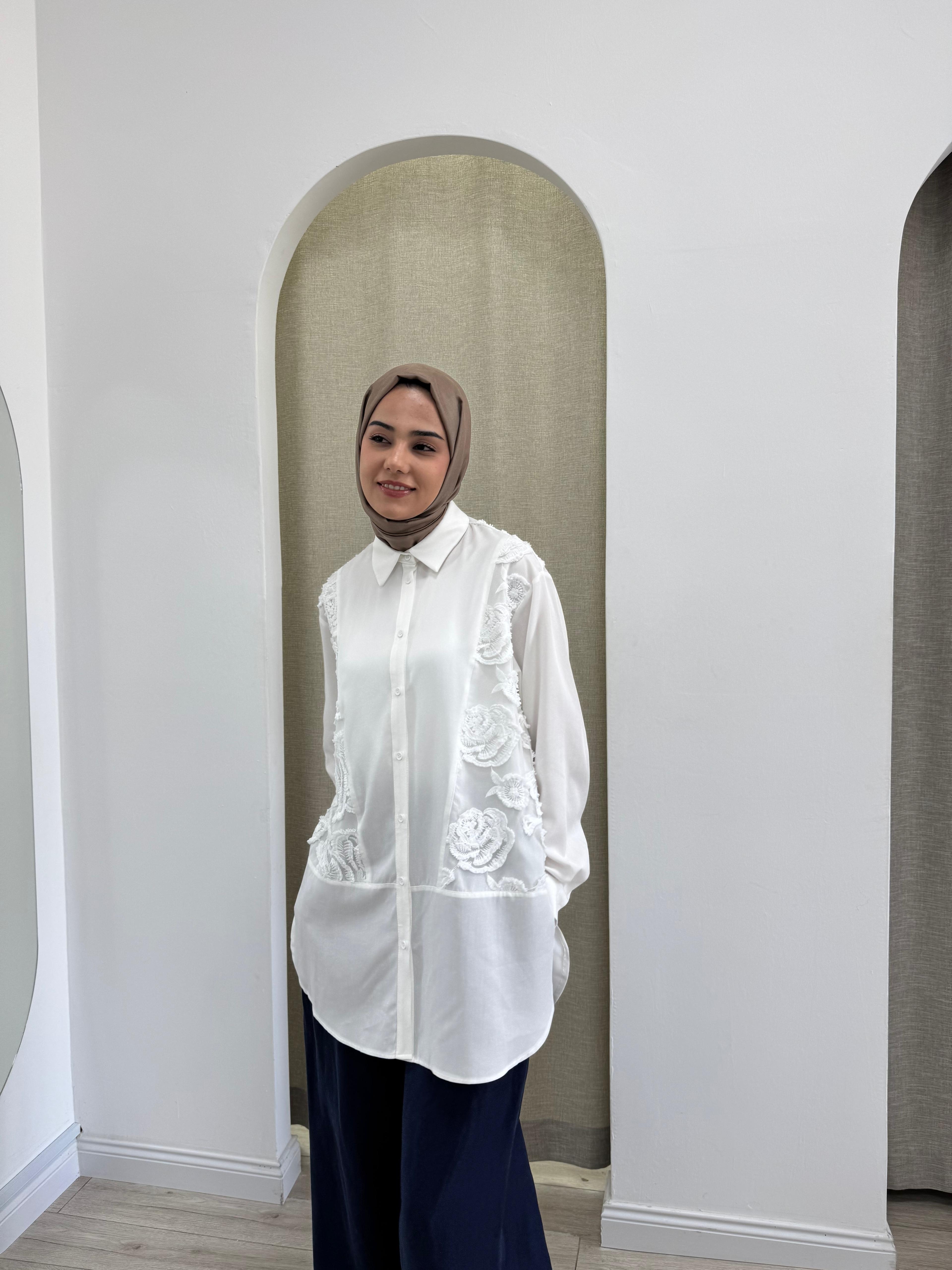 Nurcan Çetin Dantel Detaylı Tunik 25231