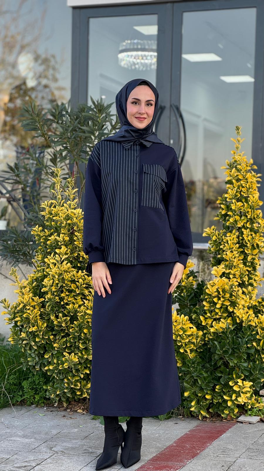 Nurcan Çetin Etekli Takım Lacivert  25566