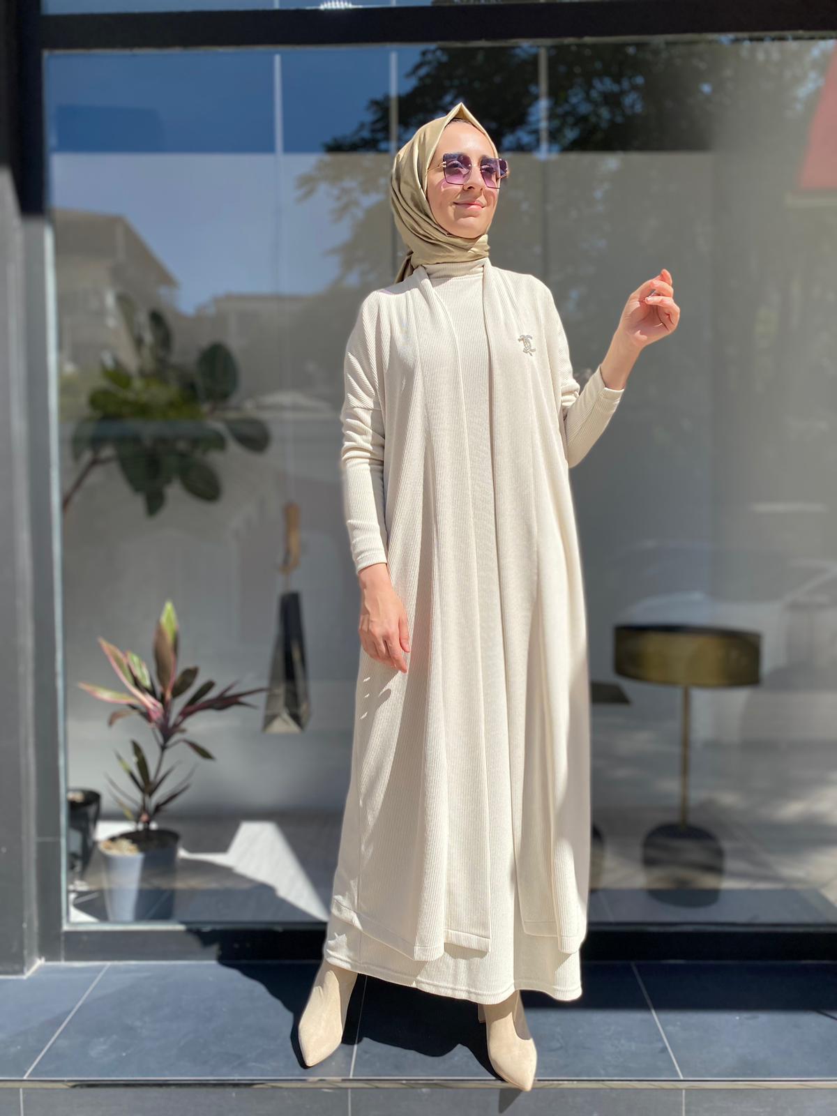 Nurcan Çetin Fitilli Triko Hırka Ekru 24711