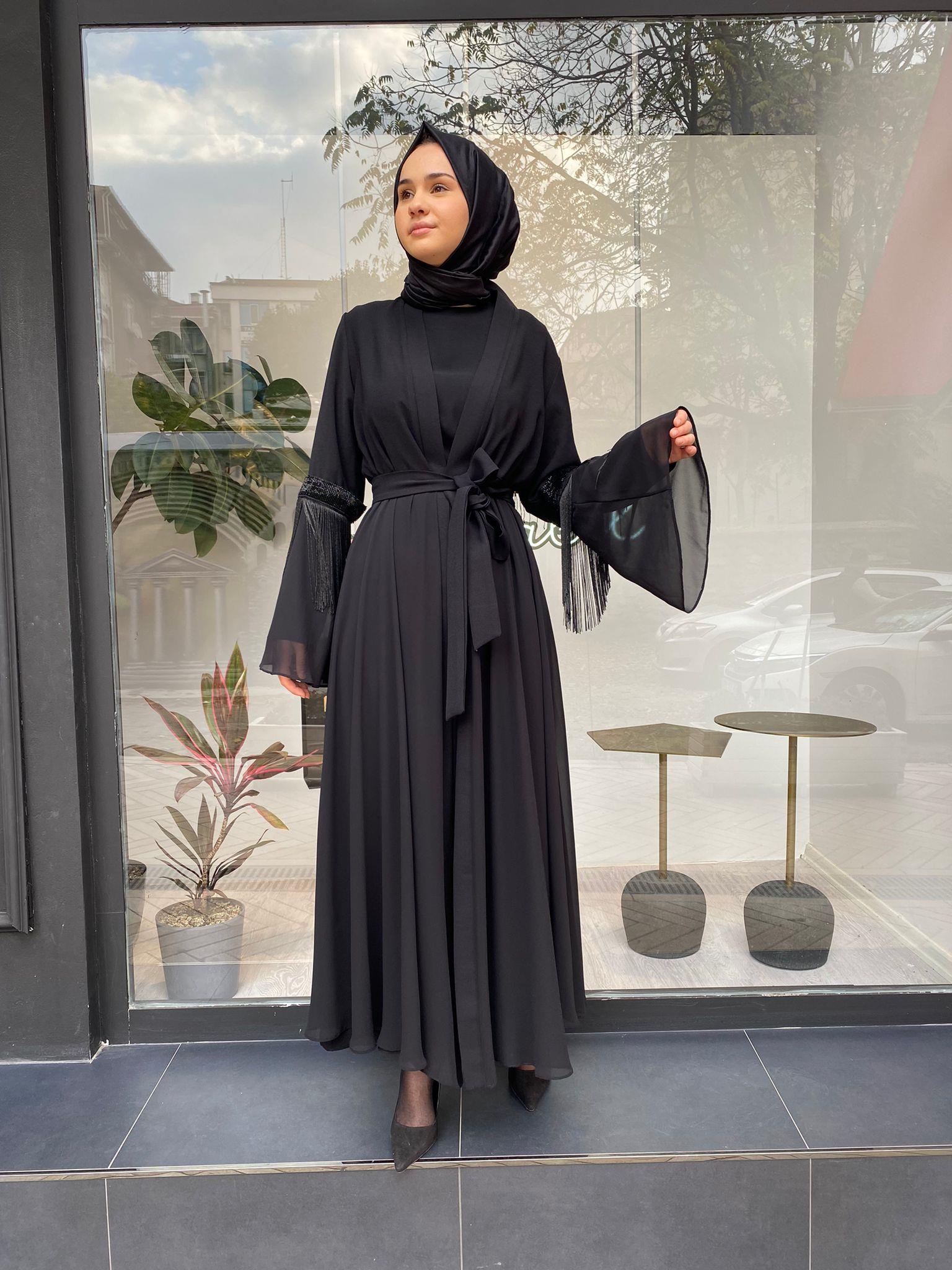 Nurcan Çetin Kolu Püskül Detaylı İkili Abaya Siyah 7603