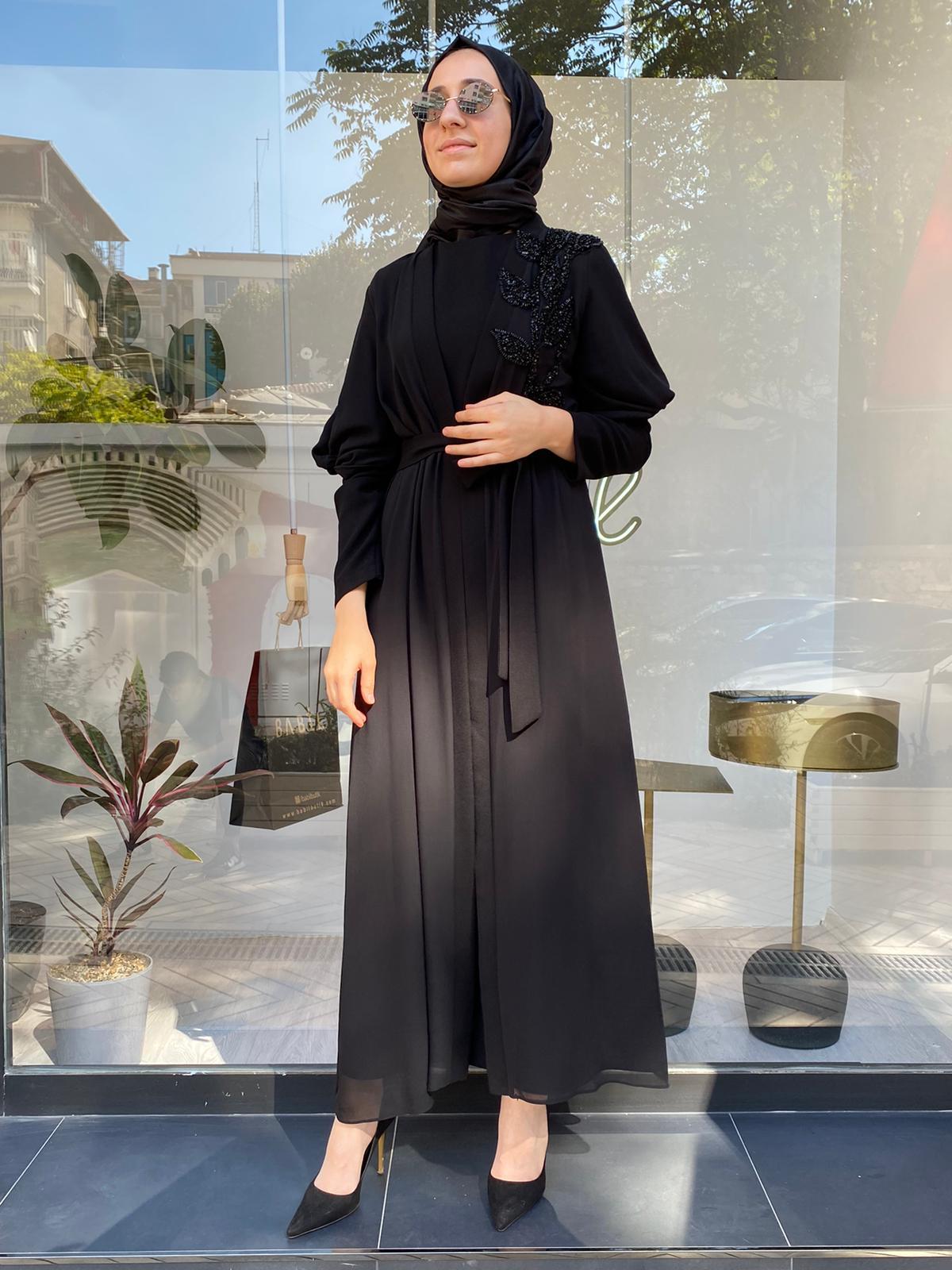 Nurcan Çetin Omzu Taşlı İkili Abaya 7605