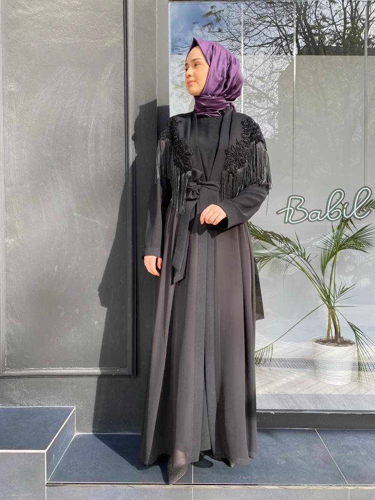 Nurcan Çetin Püskül İşlemeli Abaya Siyah 7601
