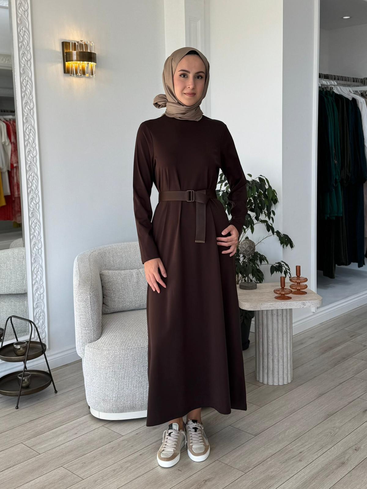 Nurcan Çetin Yandan Fermuarlı Kemerli Elbise 25177