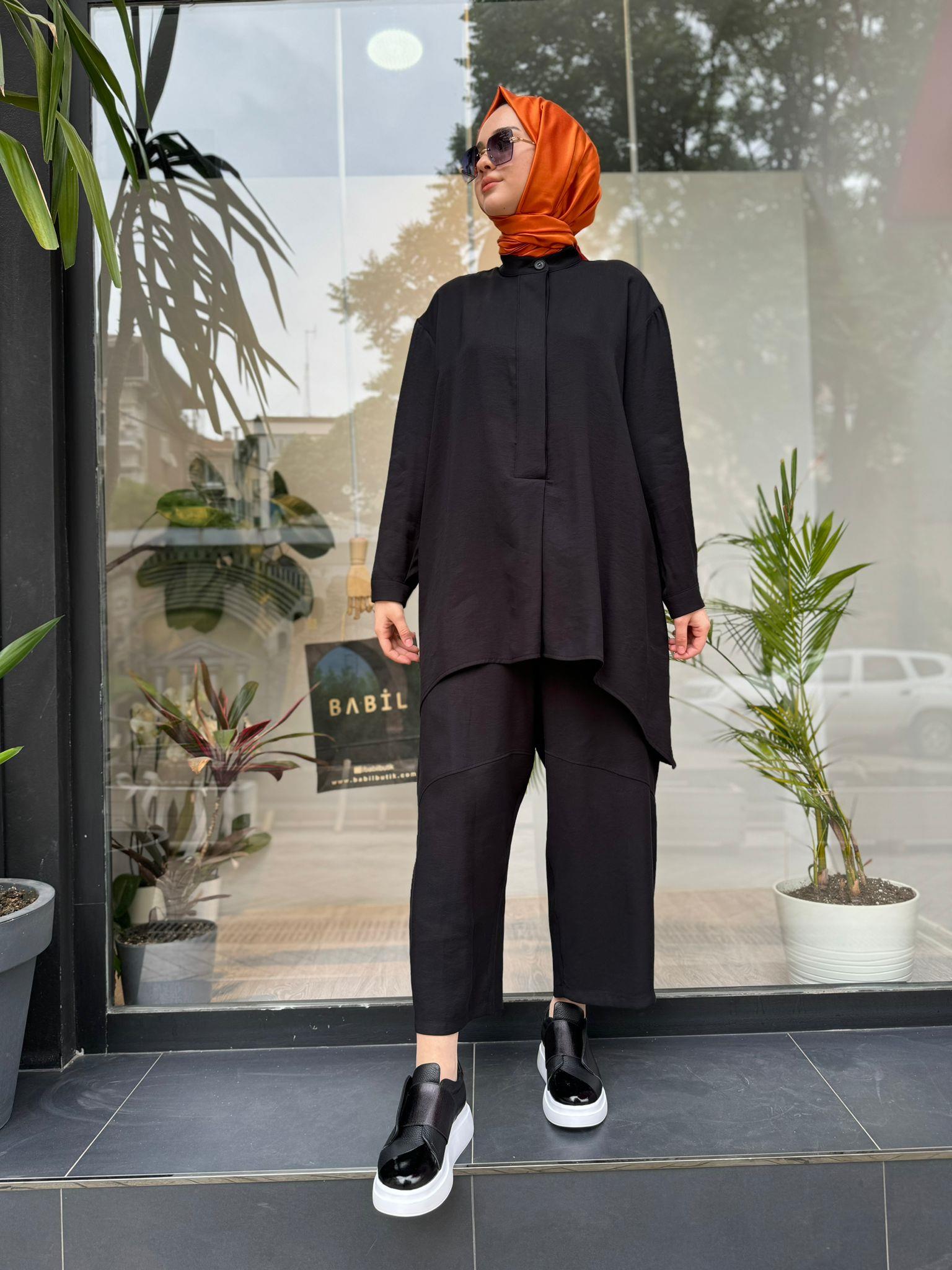 QOOQ Dorle Takım Siyah 24ss233