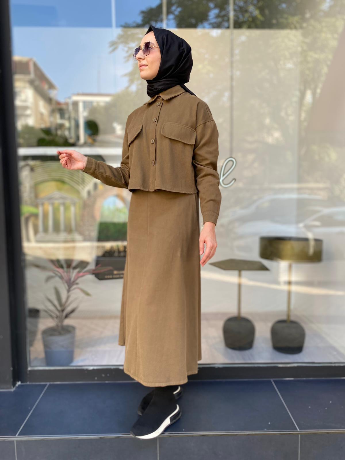 QOOQ Gabardin Gömlek ve Etek Takım Haki 24fw227