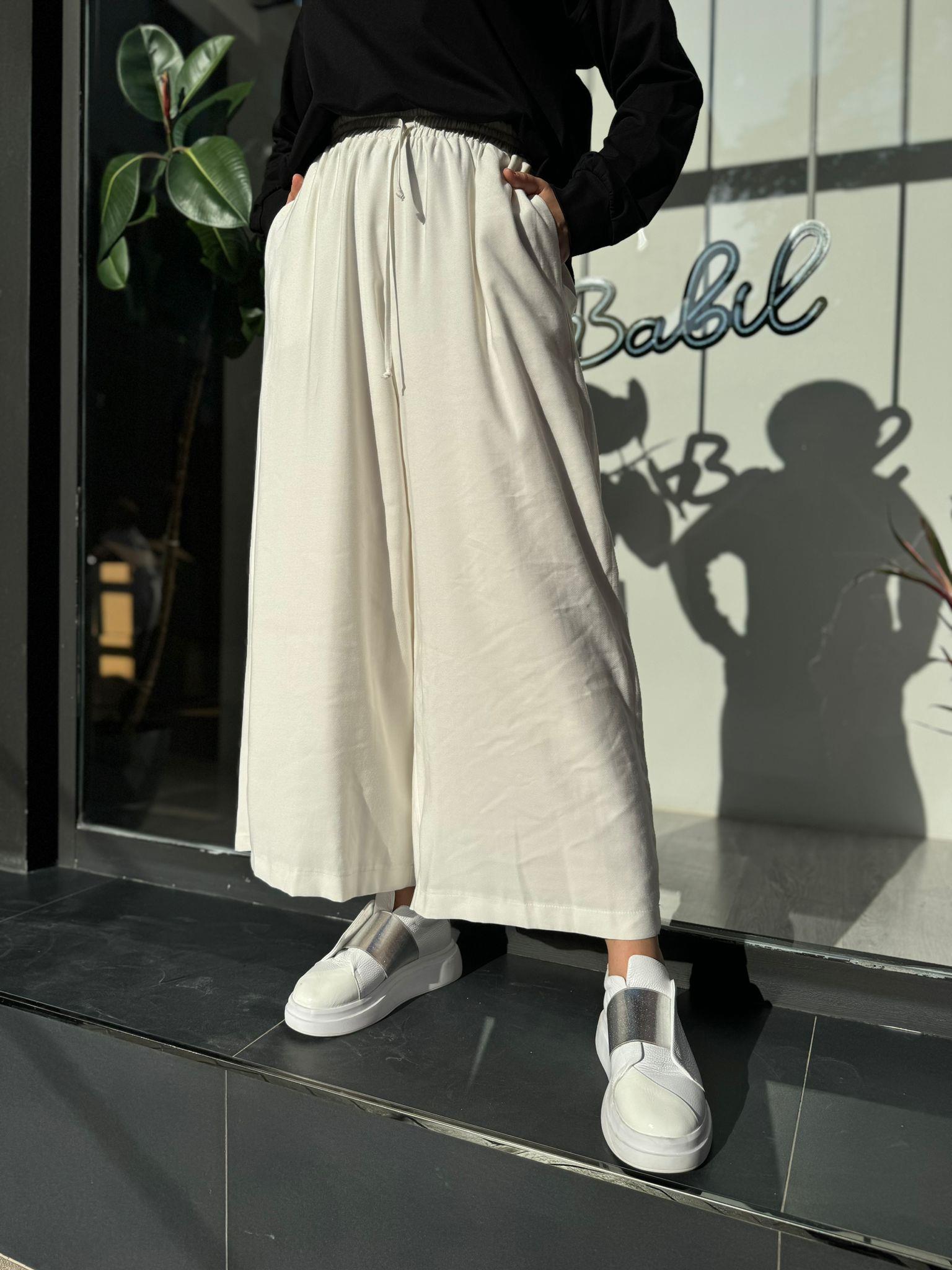 QOOQ Gloria Pantolon Astarlı Beyaz 24ss349