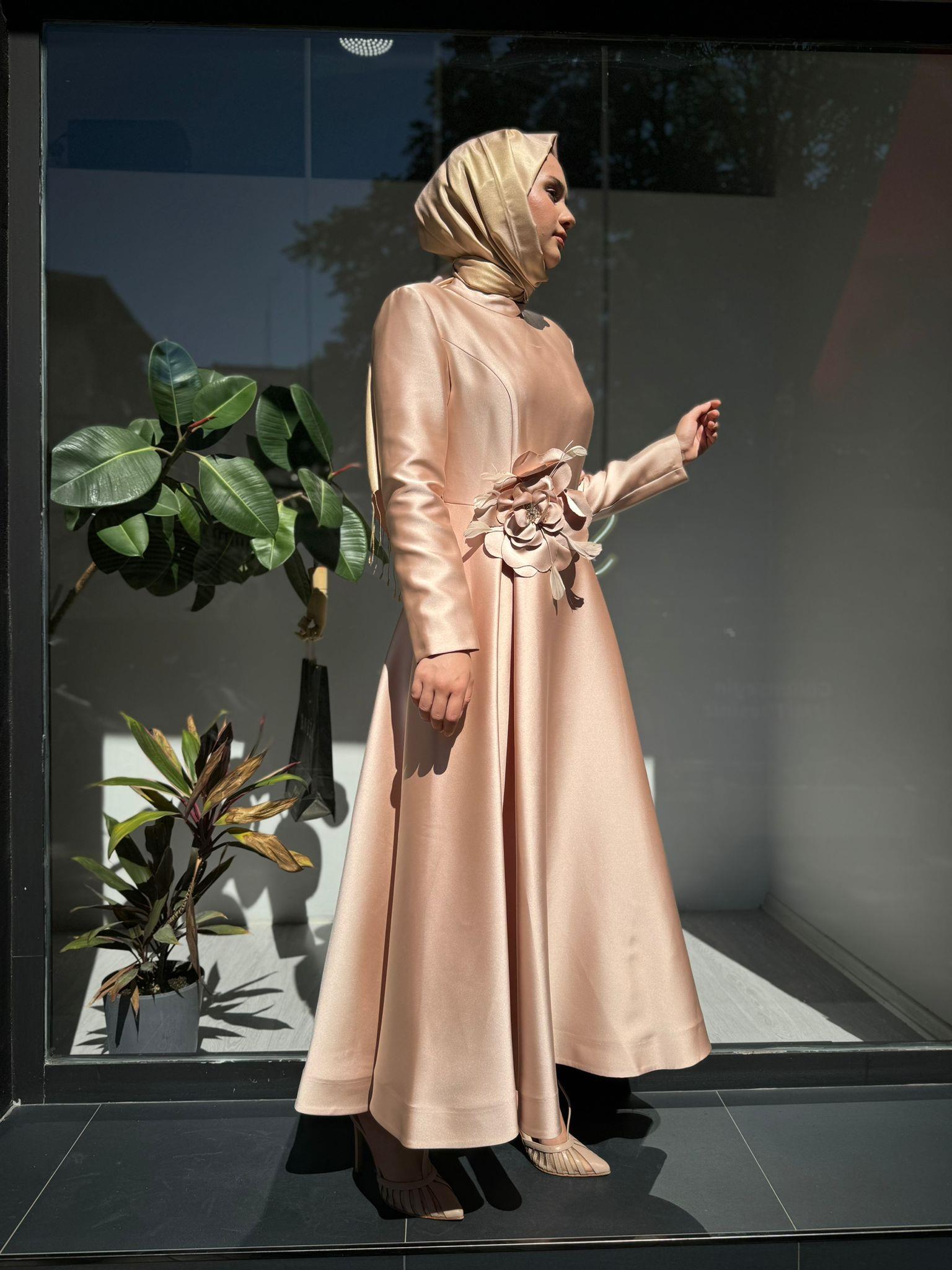 Senna Rosebud Dress Nude sd242042030001 Babilbutik