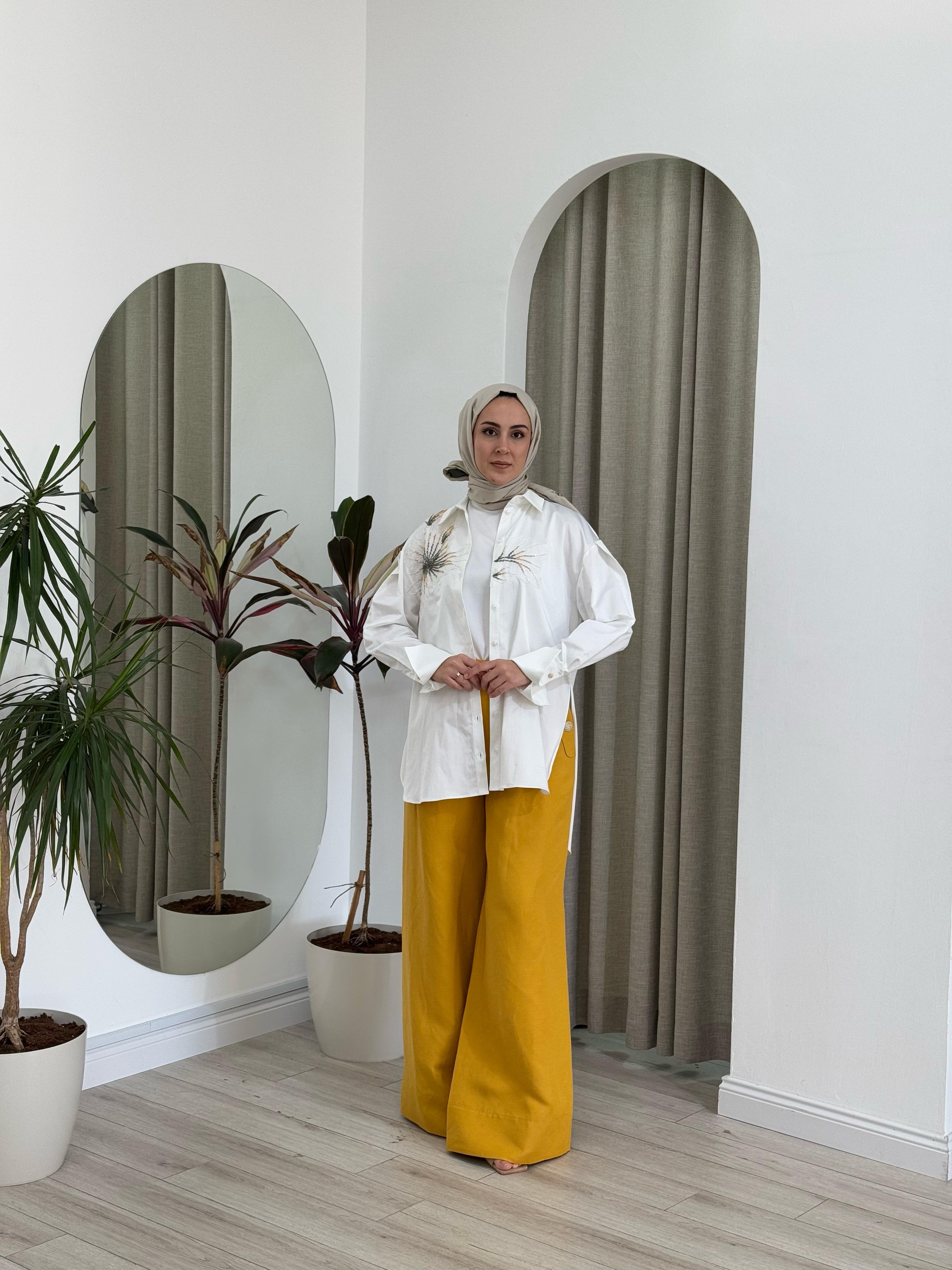 Vuu Düğme Detaylı Pantolon Sarı 25ssv2002