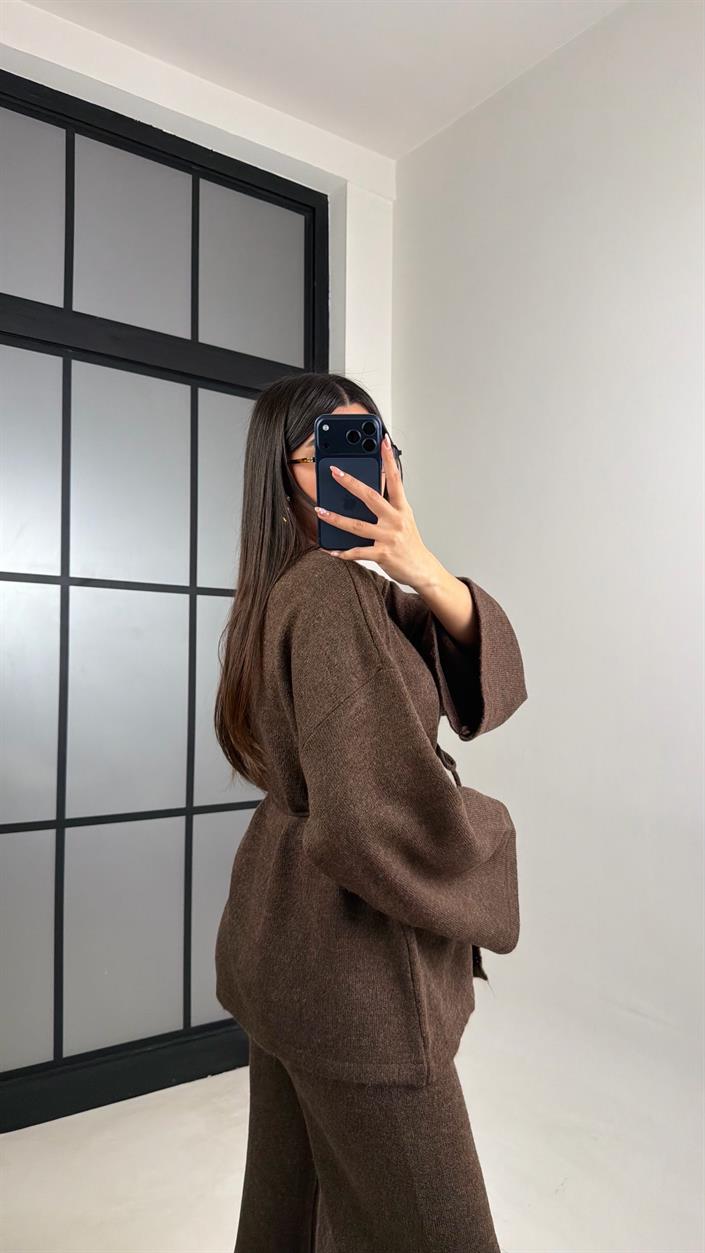 Acı Kahve Kuşaklı Hırka Beli Lastikli Pantolon Triko Takım GAUS-00848