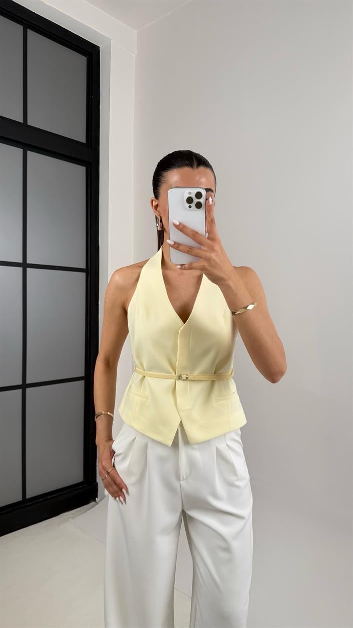 Sarı Önü Düğmeli Kemerli Tasarım Yelek Gaus00420