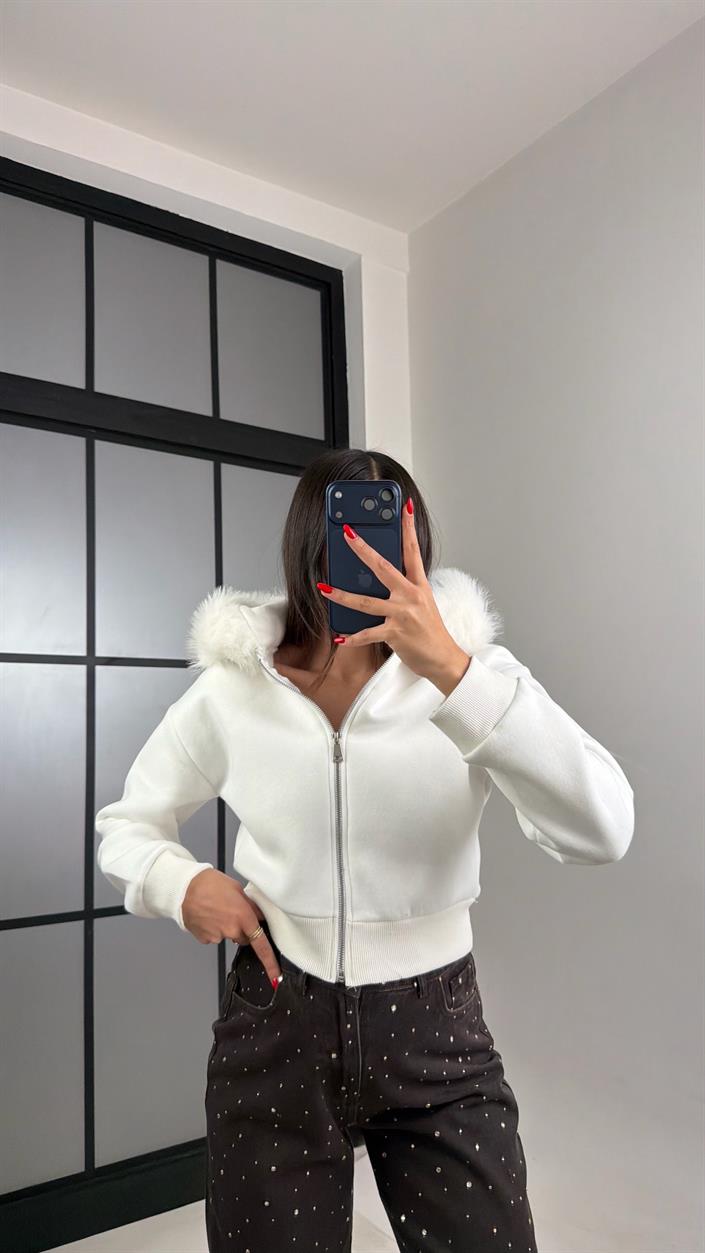 Beyaz Kürk Yakalı Şardonlu Premium Sweatshirt GAUS-00959