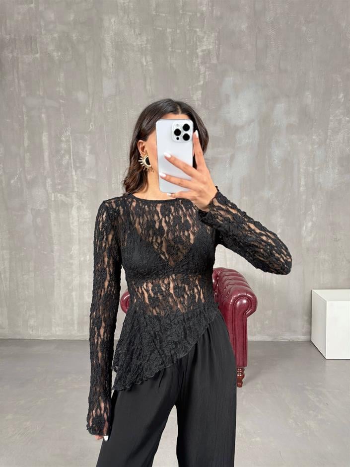 VLR Siyah Asimetrik Dantel Bluz