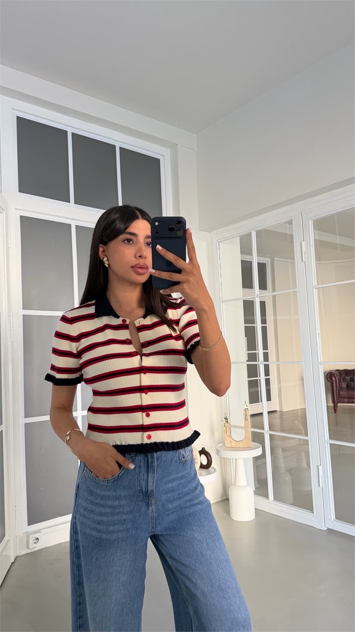 Krem Polo Yaka Çizgili Fırfır Yakalı Triko Hırka GAUS-02027