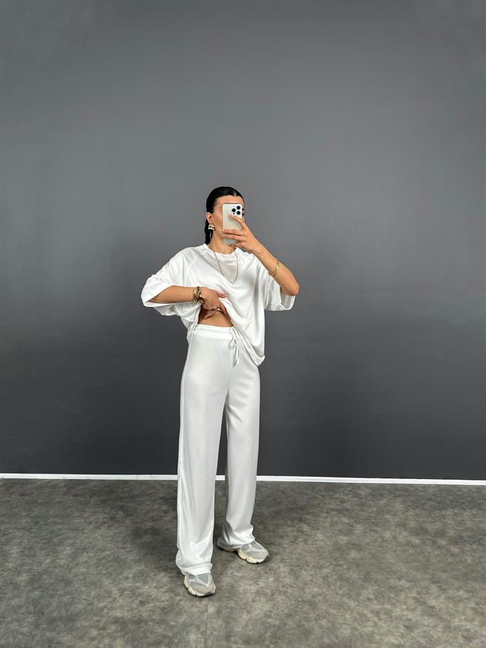 Beyaz Premium Oversize Tshirt Pantolon İkili Takım 