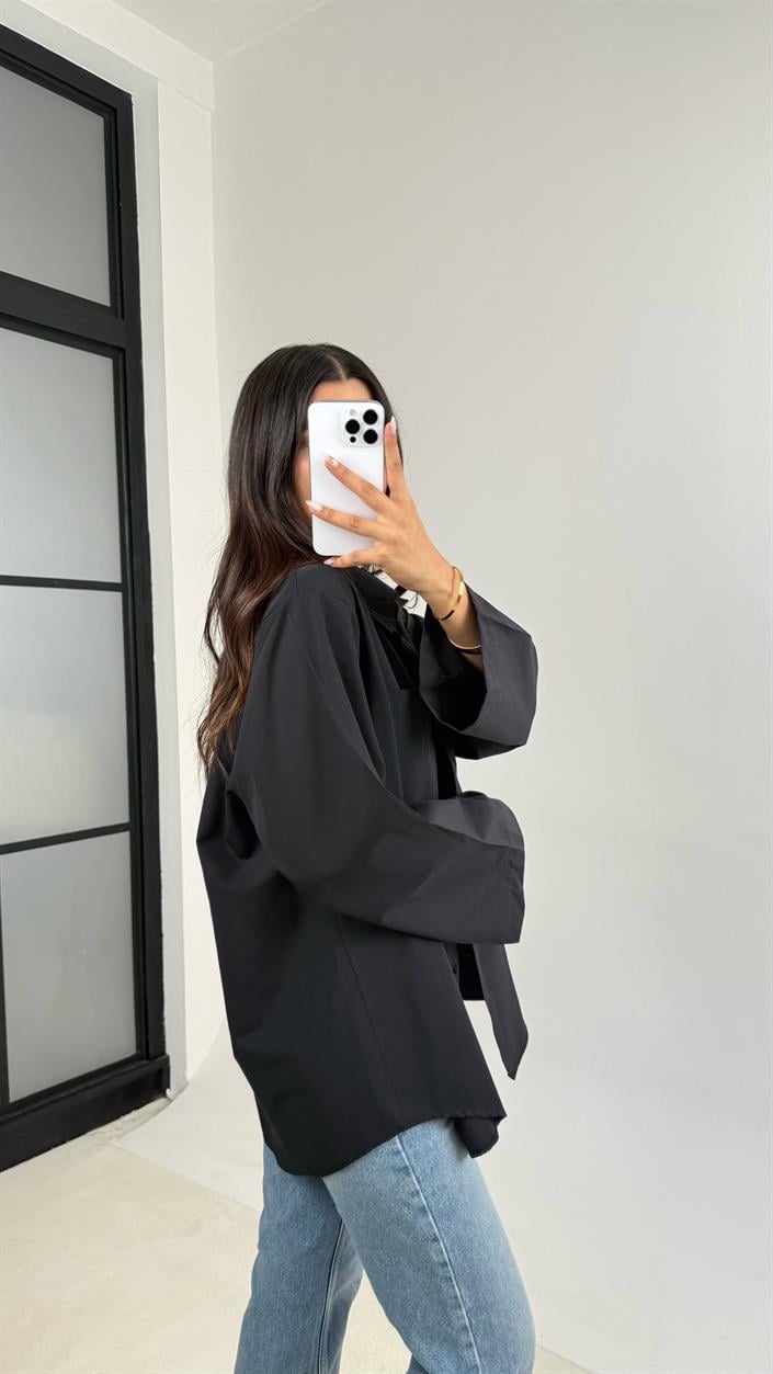 Siyah Oversize Cep Detaylı Poplin Gömlek GAUS-0072