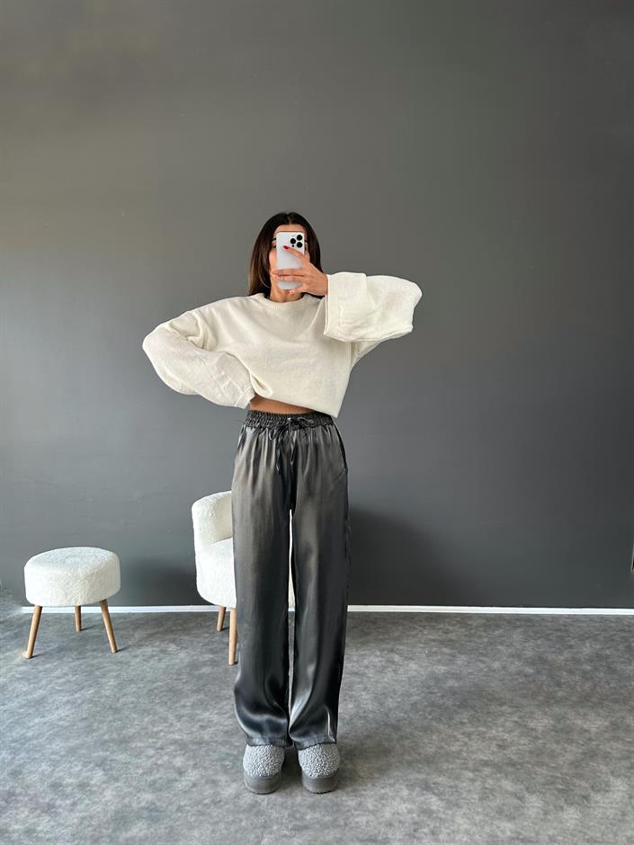 Gri Parlak Beli Lastikli Pantolon