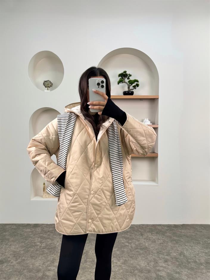 Kita Taş Kapitone Mont