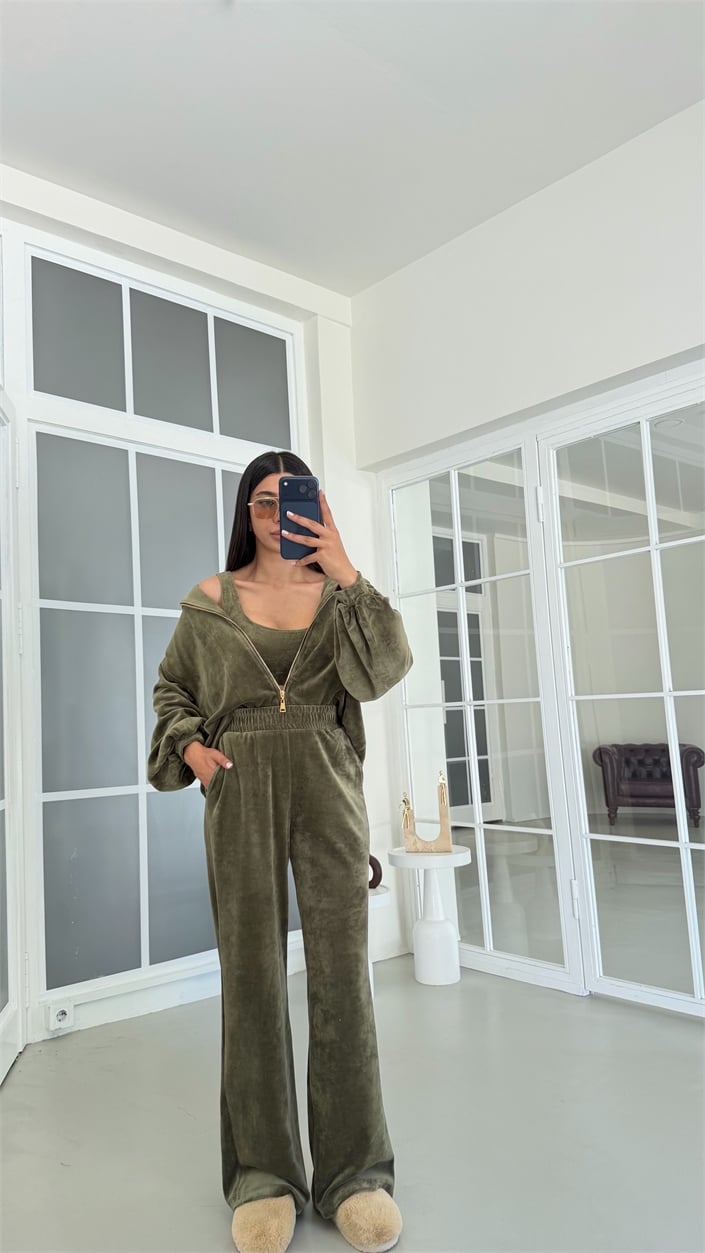 Yeşil Kapüşonlu Hırka Crop Beli Lastikli Pantolon 3lü Kadife Takım GAUS-02033
