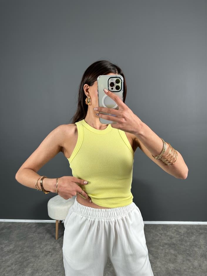 Sarı Halter Yaka Atlet