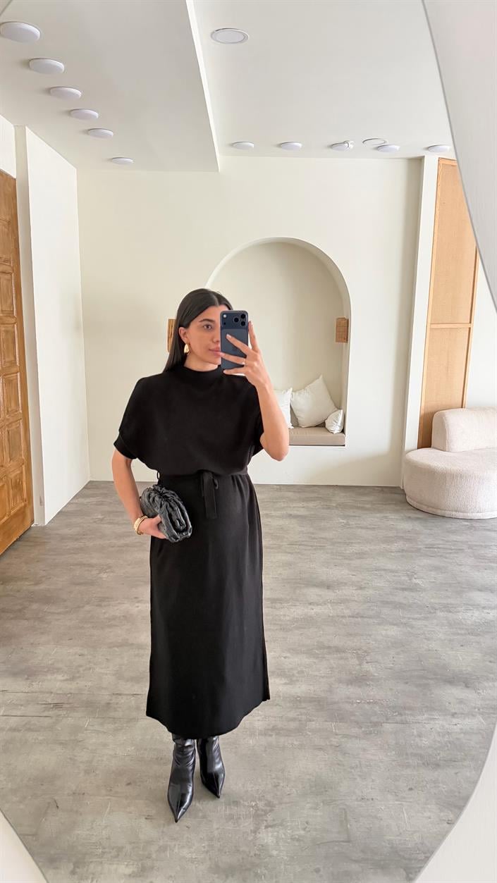 Siyah Kuşaklı Triko Midi Elbise GAUS-01169