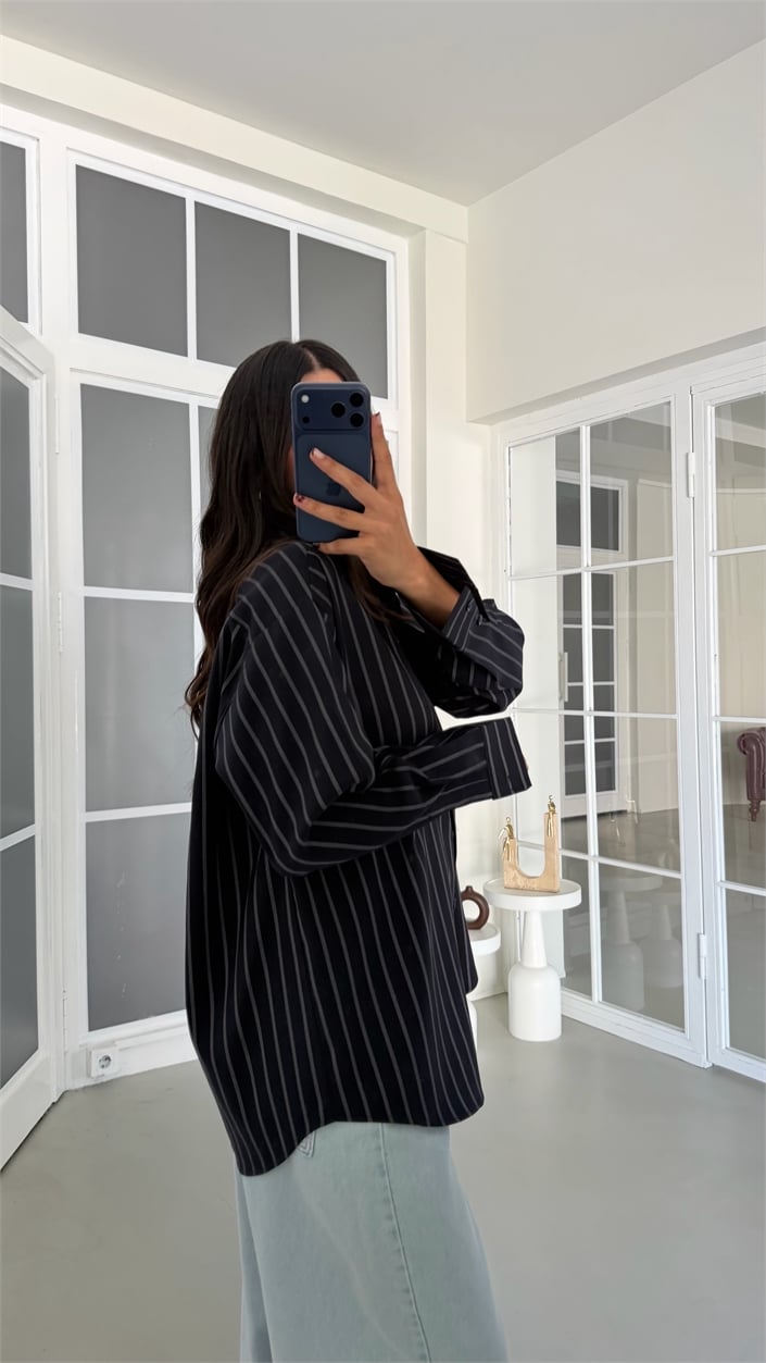 Lacivert Çizgili Oversize Gömlek GAUS-01950