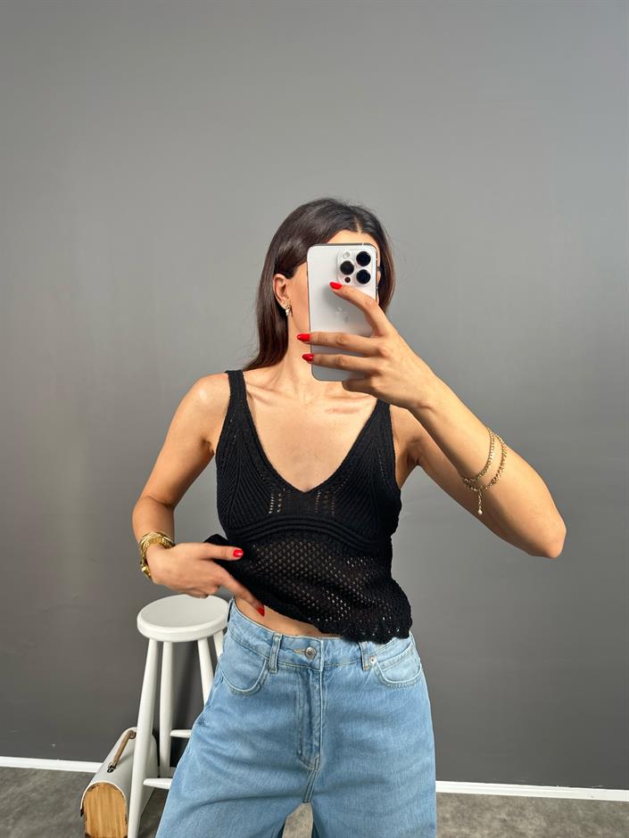 ZR Model Siyah Askılı Triko Örme Crop