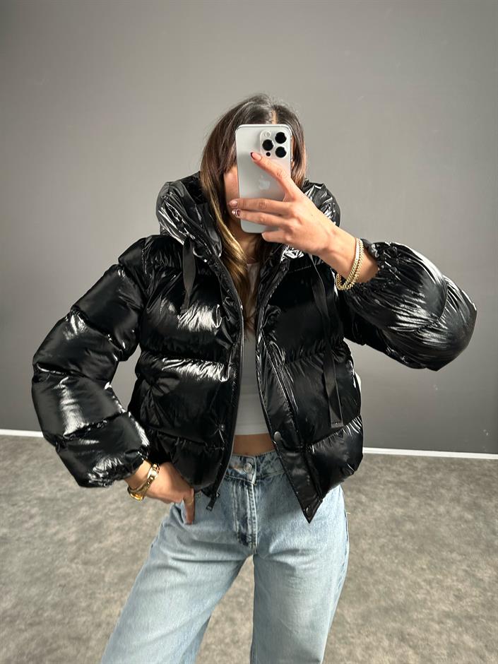 Siyah Parlak Şişme Mont