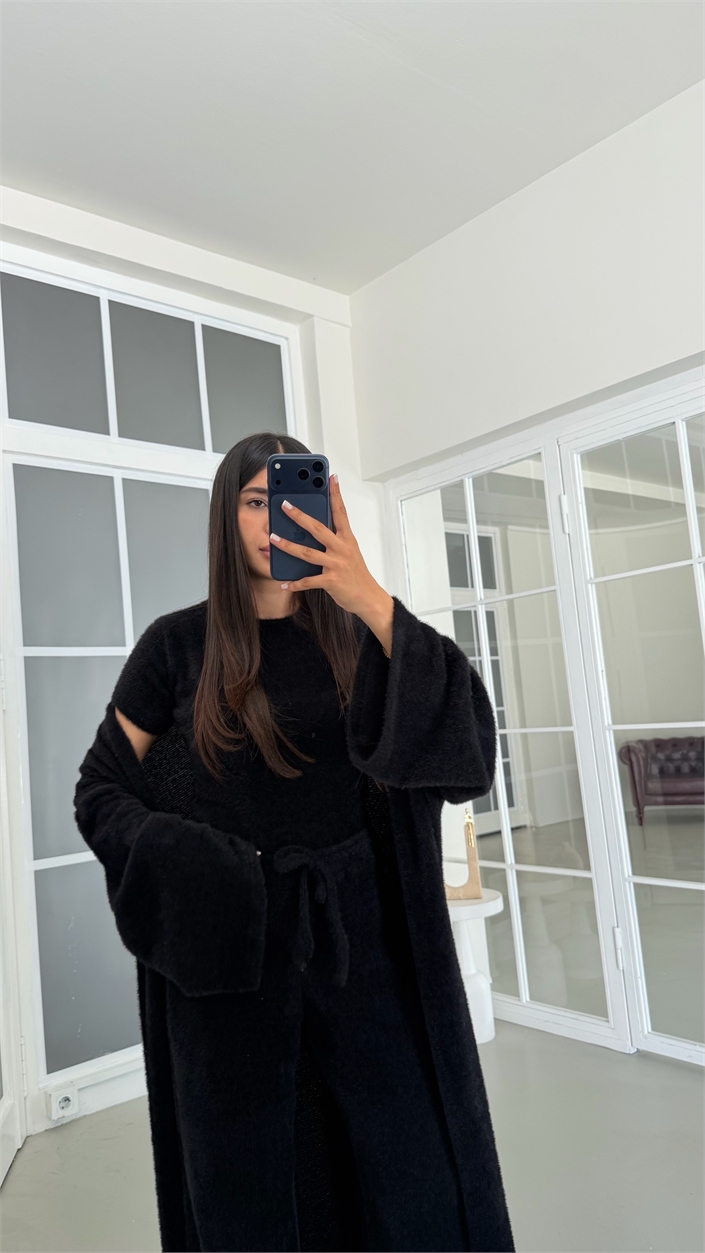 Siyah Yumuşak Dokulu Üçlü Premium Takım GAUS-02028