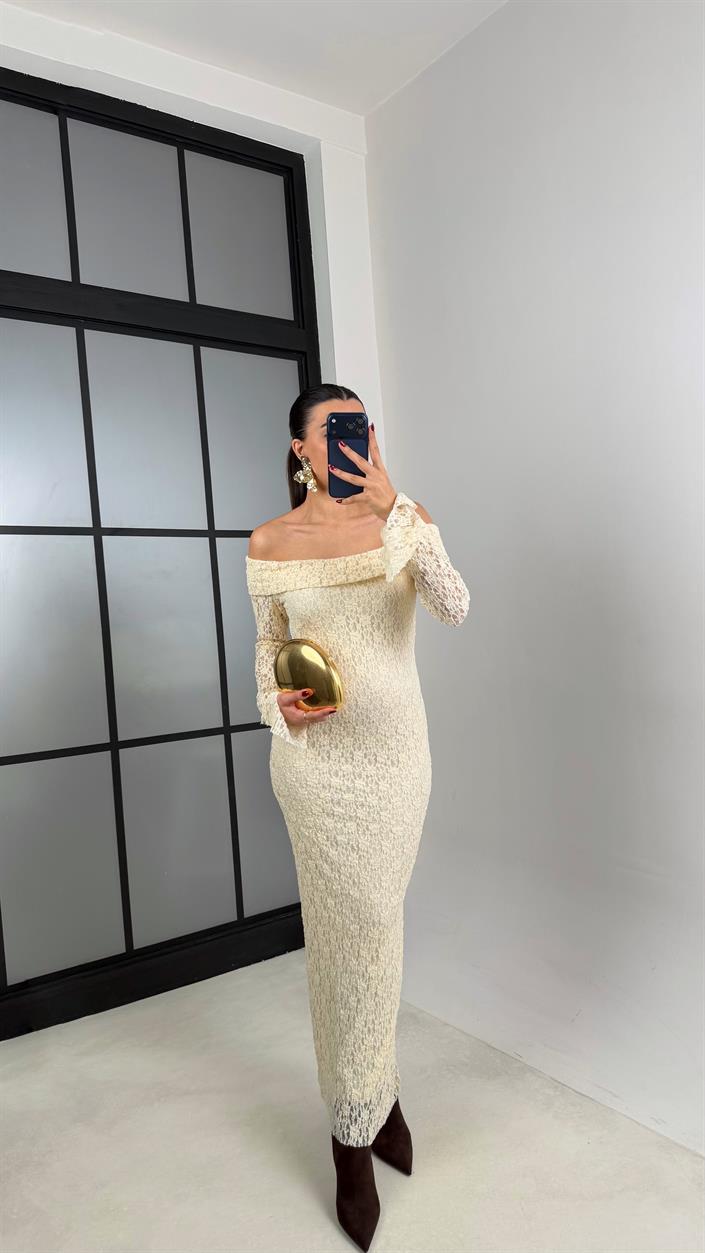 Krem Madonna Yaka Dantelli Astarlı Elbise GAUS-00664