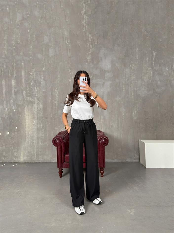 Giyan Siyah Beli Lastikli Çımalı Pantolon