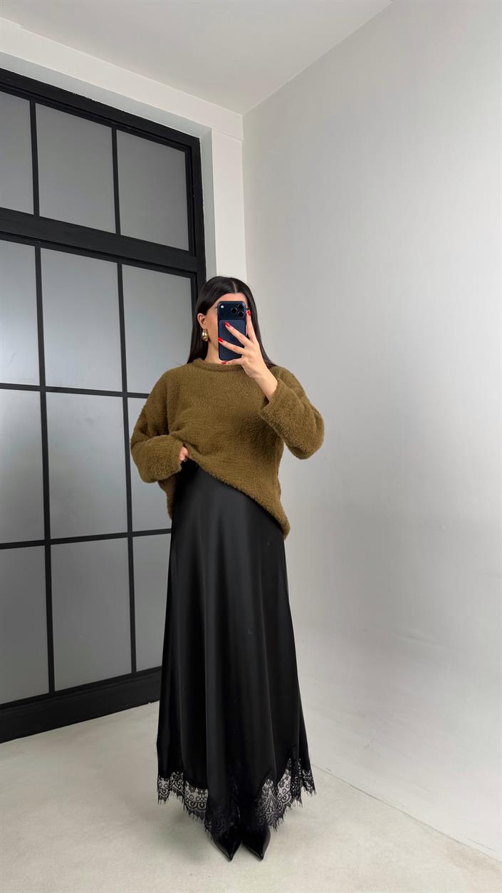 Siyah Dantel Detaylı Saten Etek GAUS-00999