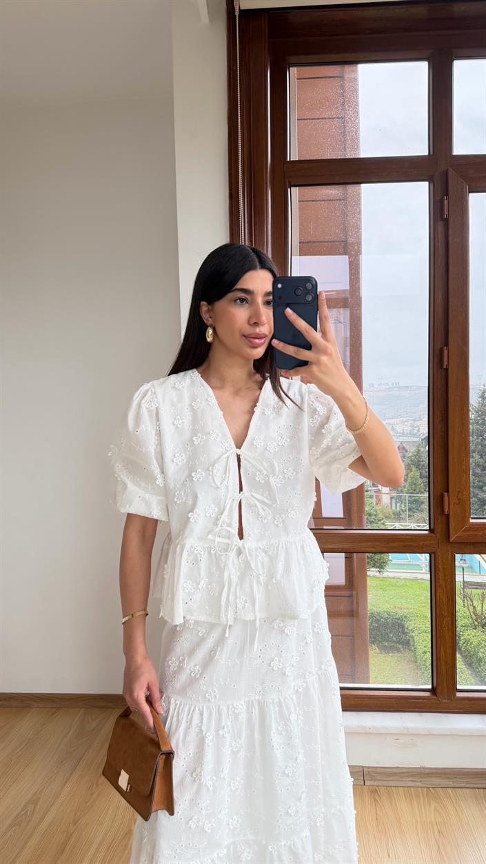 Beyaz Çiçek Nakışlı Gömlek Beli Lastikli Astarlı Etek İkili Takım GAUS-01310