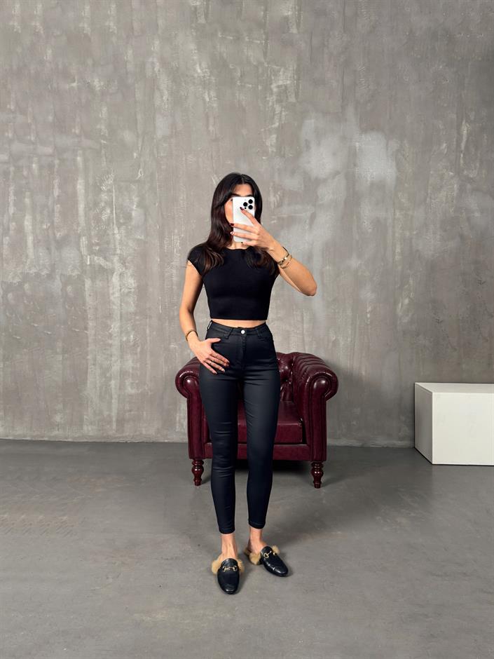 Vespera Siyah Mumlu Dar Paça Pantolon