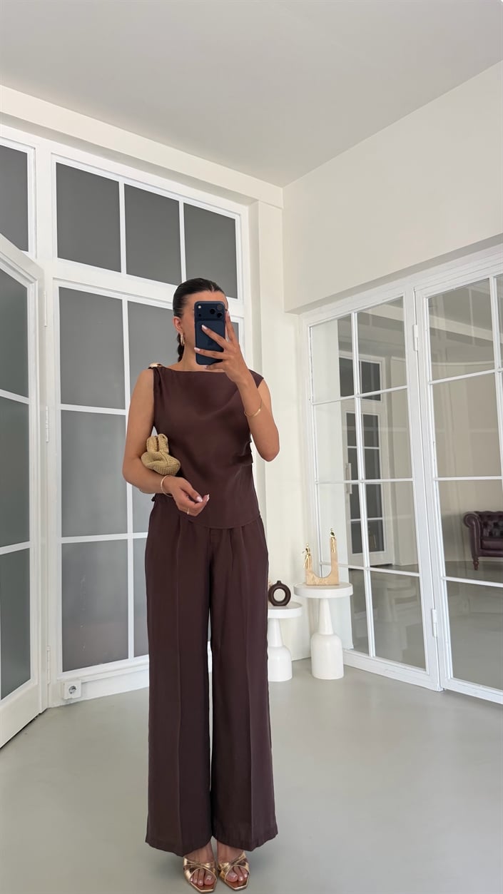 Kahve Gold Toka Detaylı Bluz Pantolon İkili Tencel Takım GAUS-01825