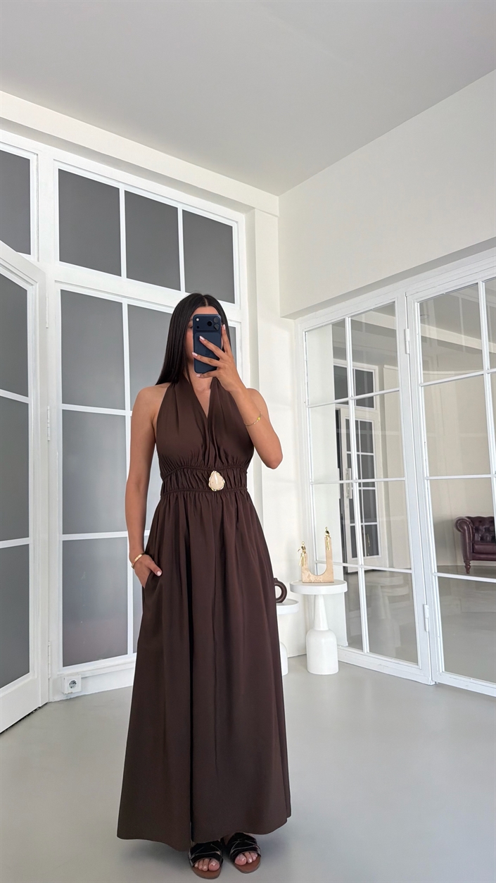Acı Kahve Boyundan Bağlamalı Beli Lastikli Toka Detaylı Cepli Tencel Elbise GAUS-01798