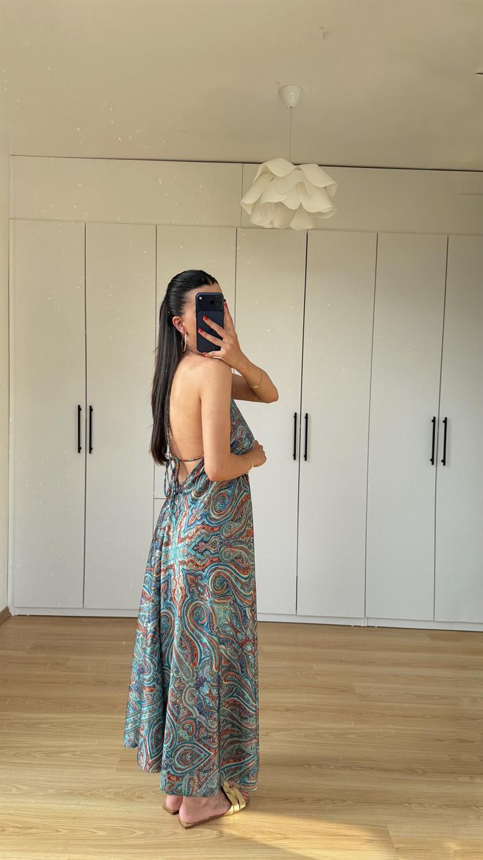 Mavi Sırt Dekolteli Yumuşak Saten Desenli Maxi Boy Elbise GAUS-01614