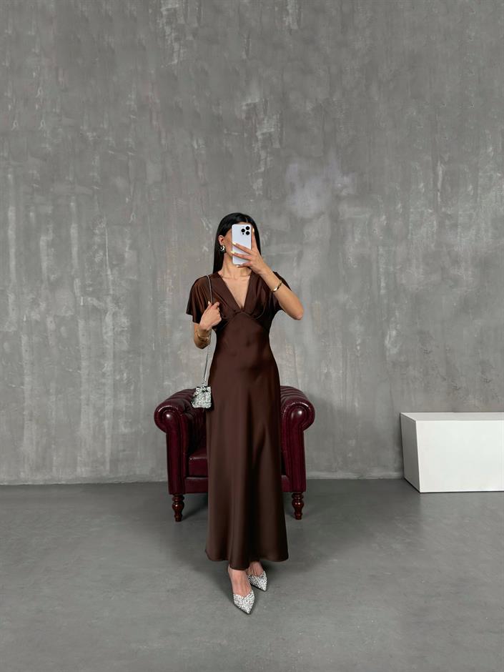 Kahve V Yaka Saten Elbise Gaus00125