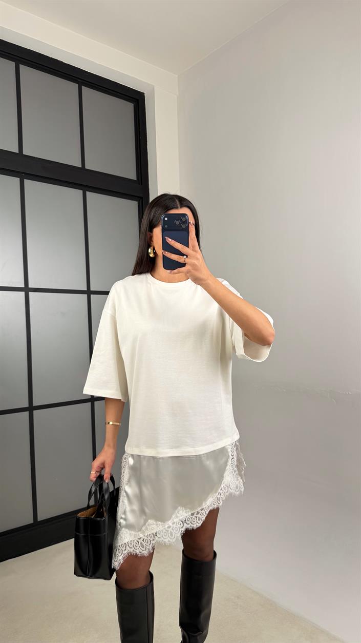 Beyaz Dantel Detaylı Tshirt GAUS-01138