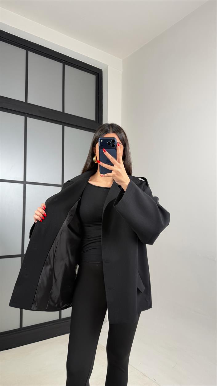 Siyah Astarlı Kuşaklı Apolet Detaylı Trençkot GAUS-00978