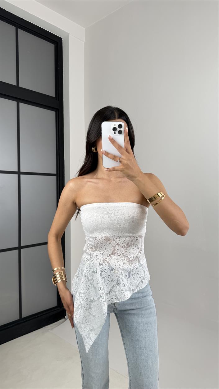 Beyaz Straplez Dantelli Asimetrik Kesim Bluz Gaus00629