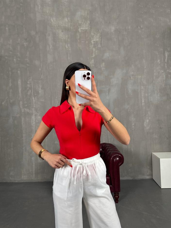Kırmızı Polo Yaka Ön Fermuarlı Tshirt Gaus00191