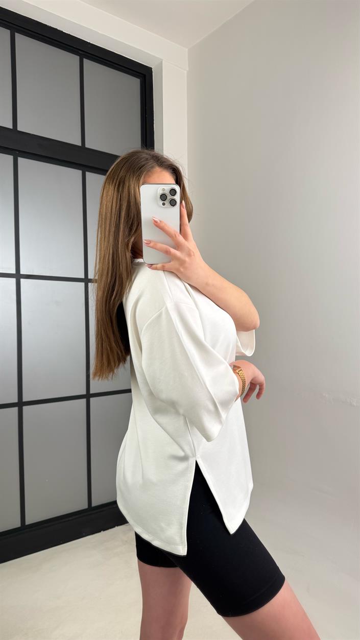 Beyaz Basic Yırtmaç Detaylı Modal Tshirt GAUS-01060