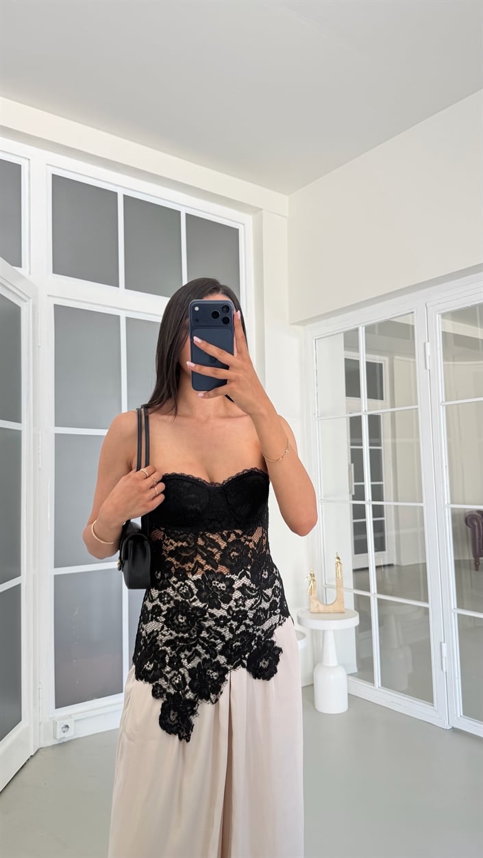 Siyah Dantel Detaylı Premium Korse GAUS-01810