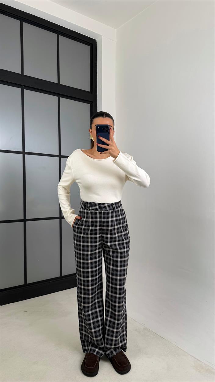 Siyah Cepli Ekoseli Pantolon GAUS-00806